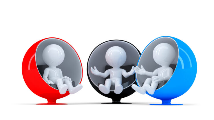 Denkstühle nach Walt Disney: der Träumer, der Realist, der Kritiker (© kirill_ / Fotolia)