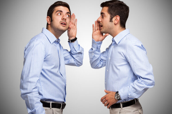 Inhaltliches Paraphrasieren / Zusammenfassen: Was ich gehört habe, was du gesagt hast... (© Minerva Studio / Fotolia)