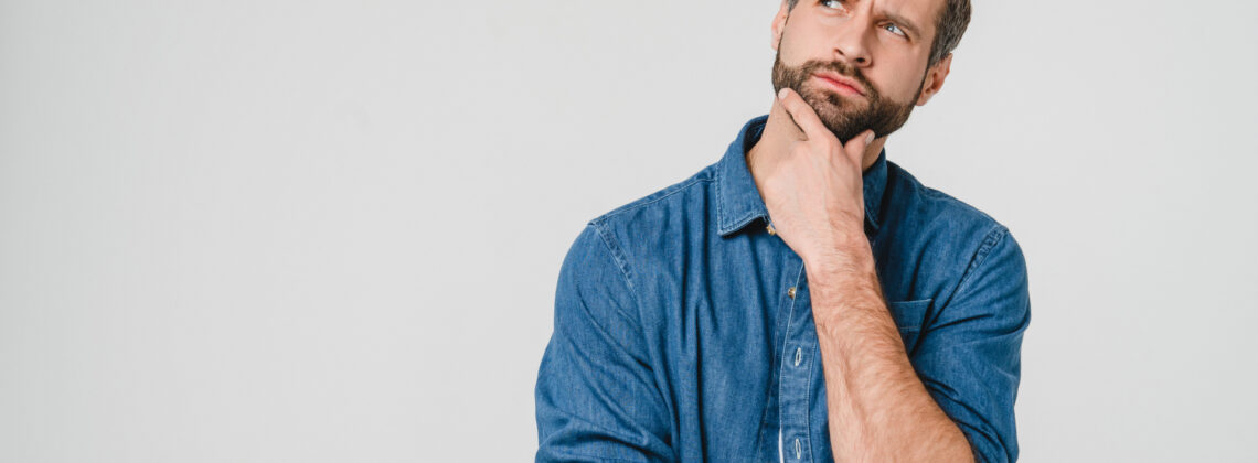 Nachdenker: Darüber muss ich erst noch mal nachdenken (© InsideCreativeHouse / stock.adobe.com)