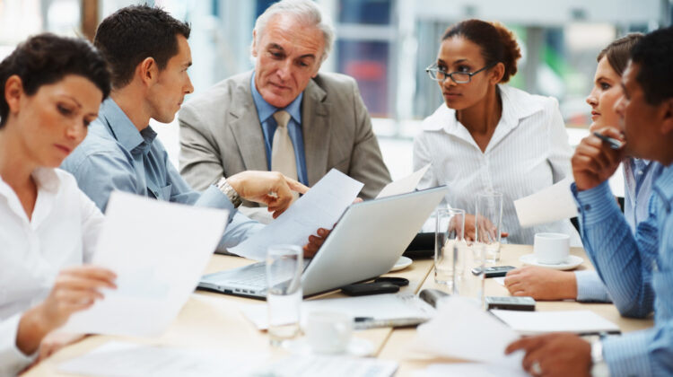 Stakeholdermanagement / Stakeholderanalyse richtig durchführen (© Yuri Arcurs / Fotolia)