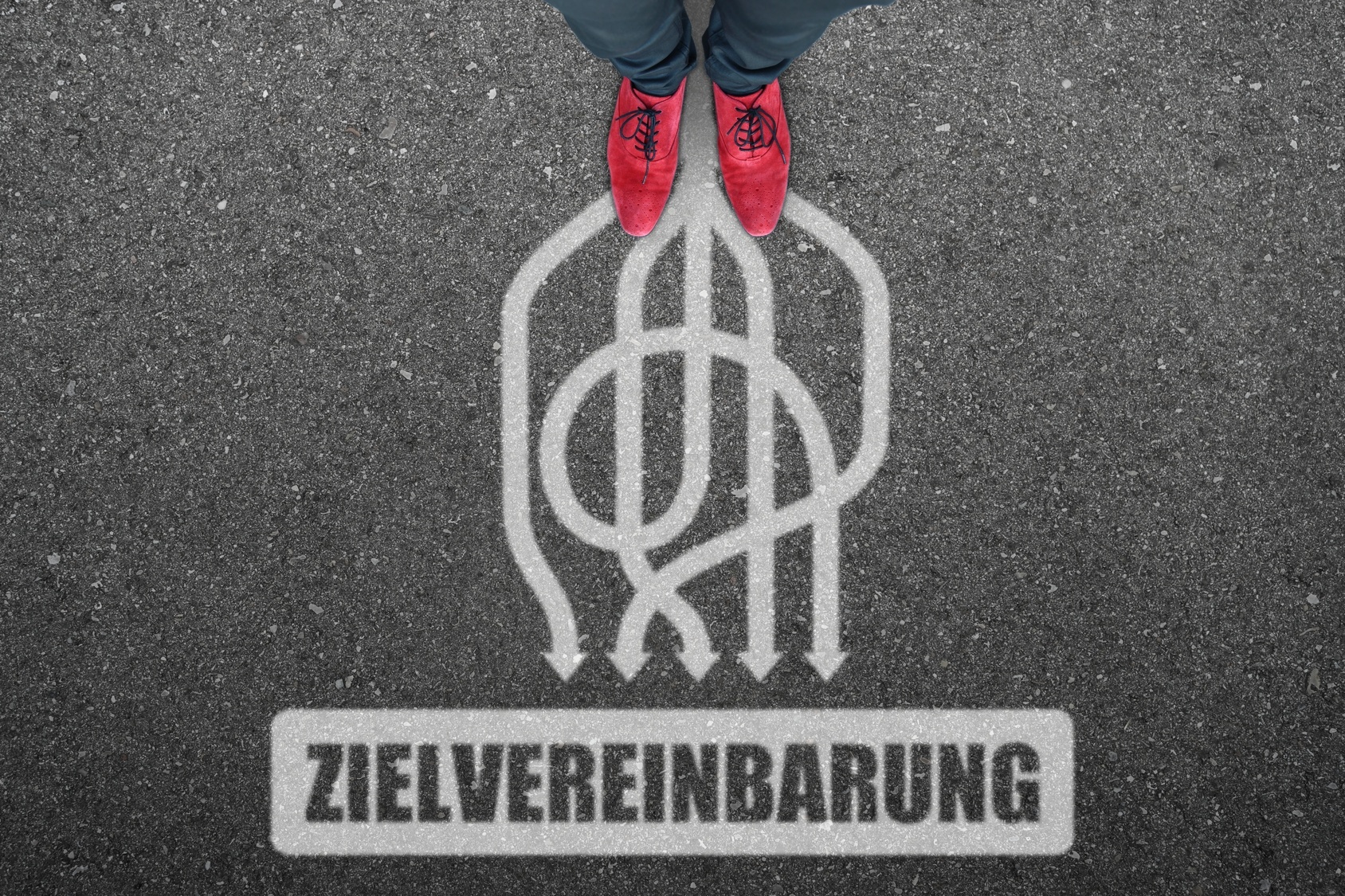 Zielvereinbarung | Mit einem gut geführten Zielvereinbarungsgespräch gemeinsam die Ziele festsetzen (© WoGi / Fotolia)